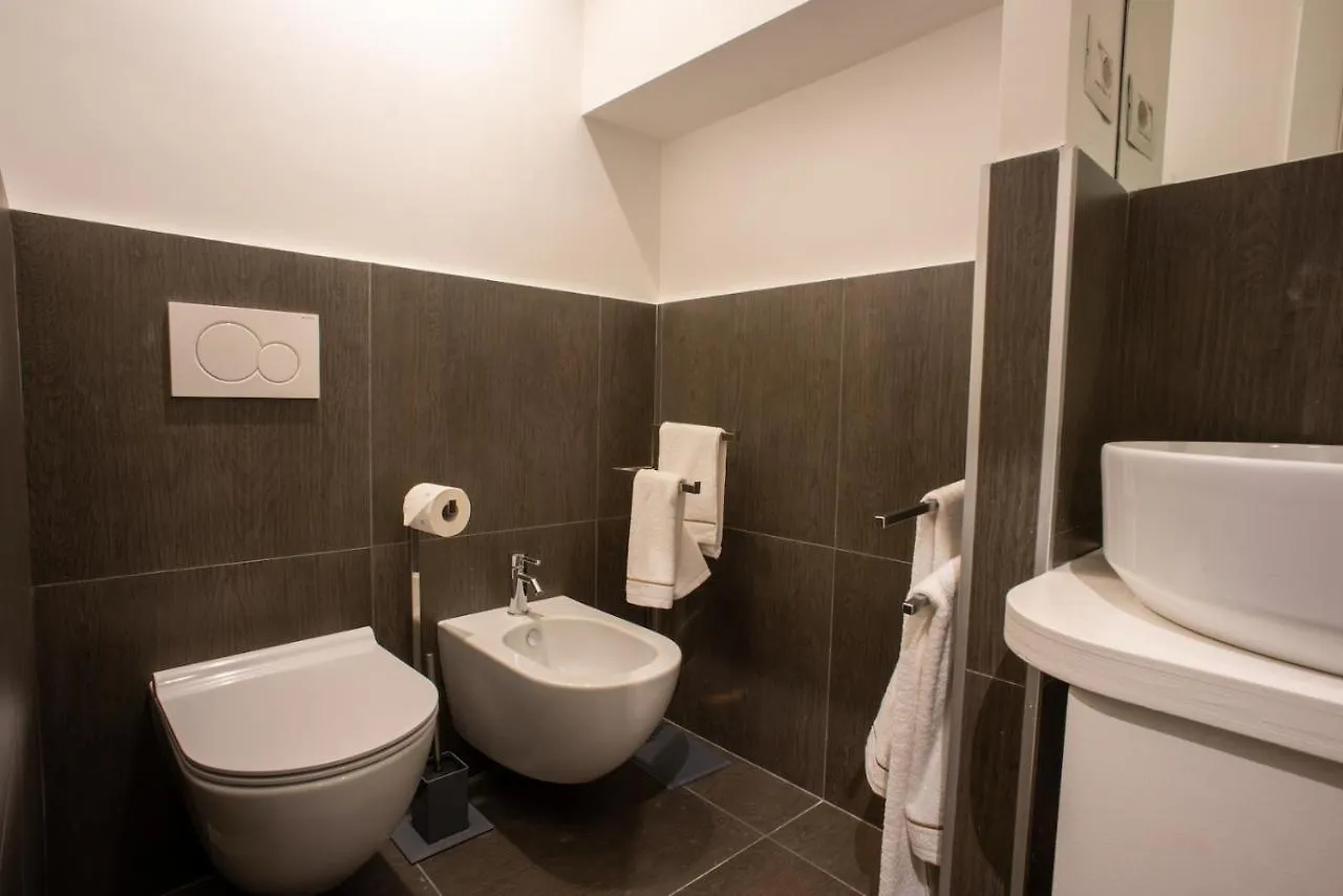 Gæstehus Bamboo Milano Sinatra Hotel