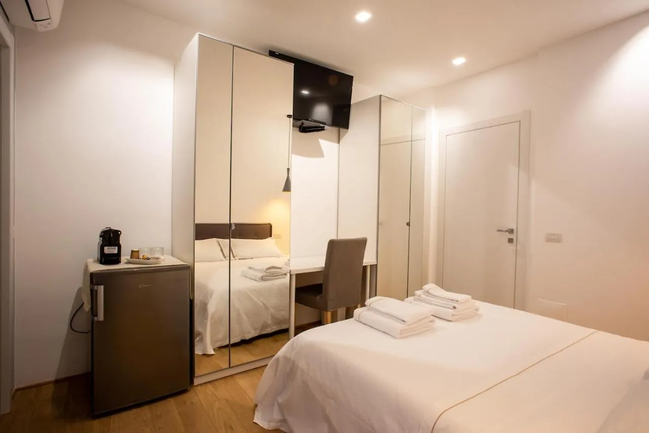 Gæstehus Bamboo Milano Sinatra Hotel
