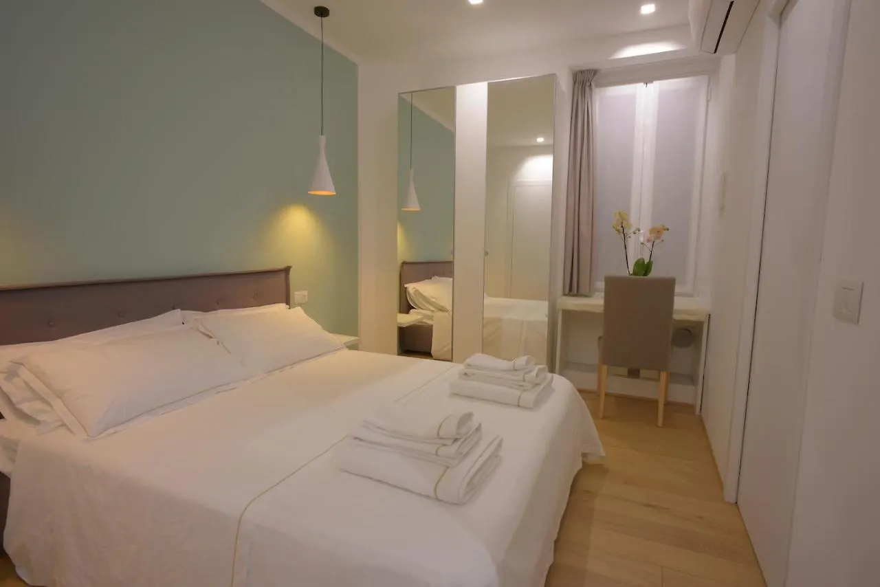 Bamboo Milano Sinatra Hotel Italy
